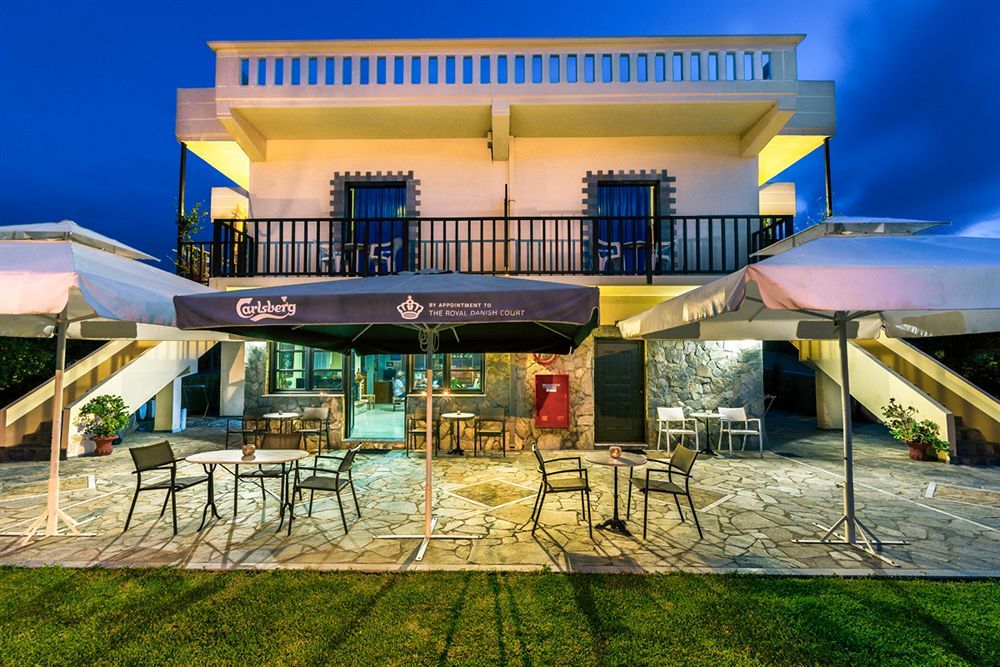Studios Kydonia يورانيون المظهر الخارجي الصورة